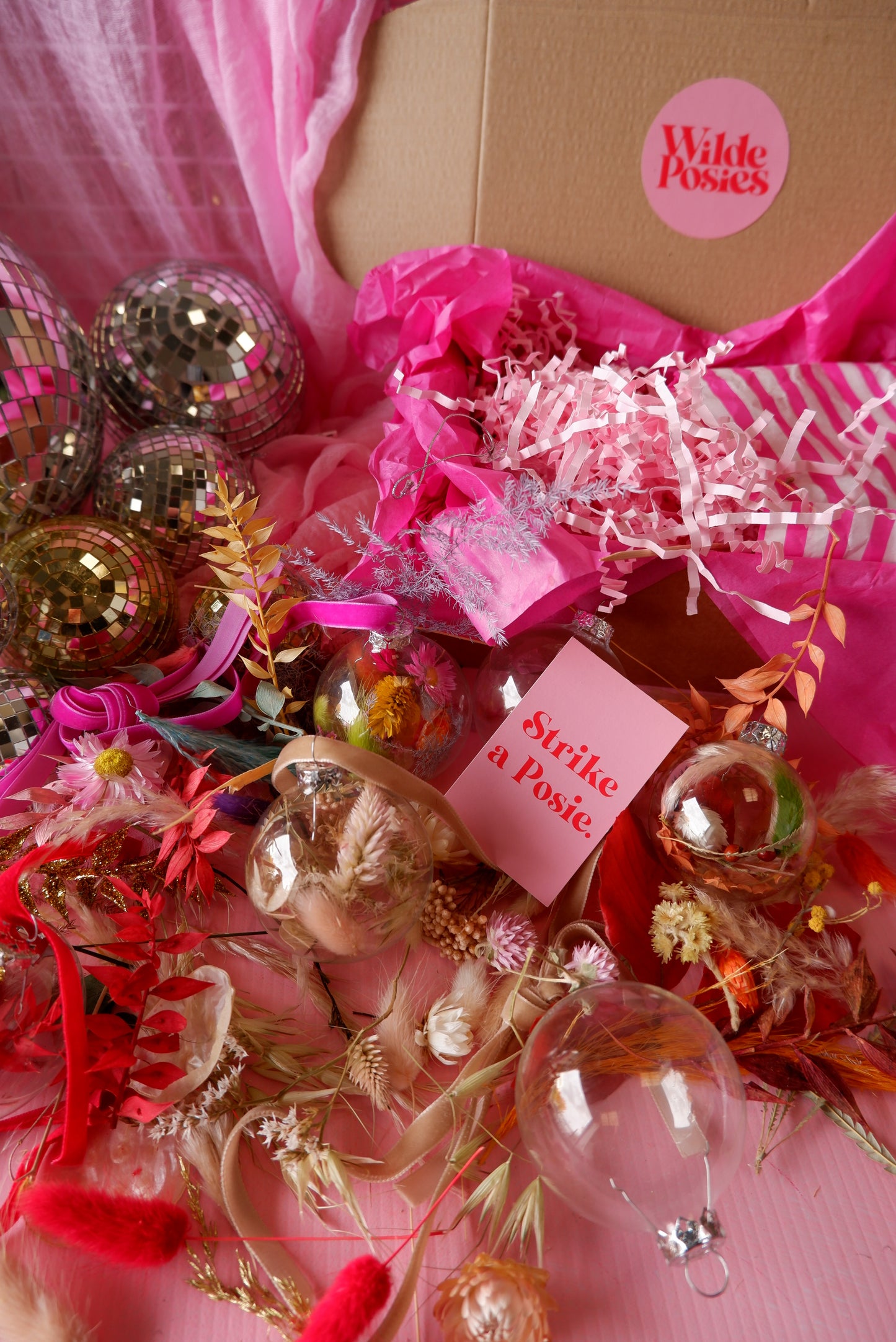 DIY Dried Flower Bauble Kit - Traditional