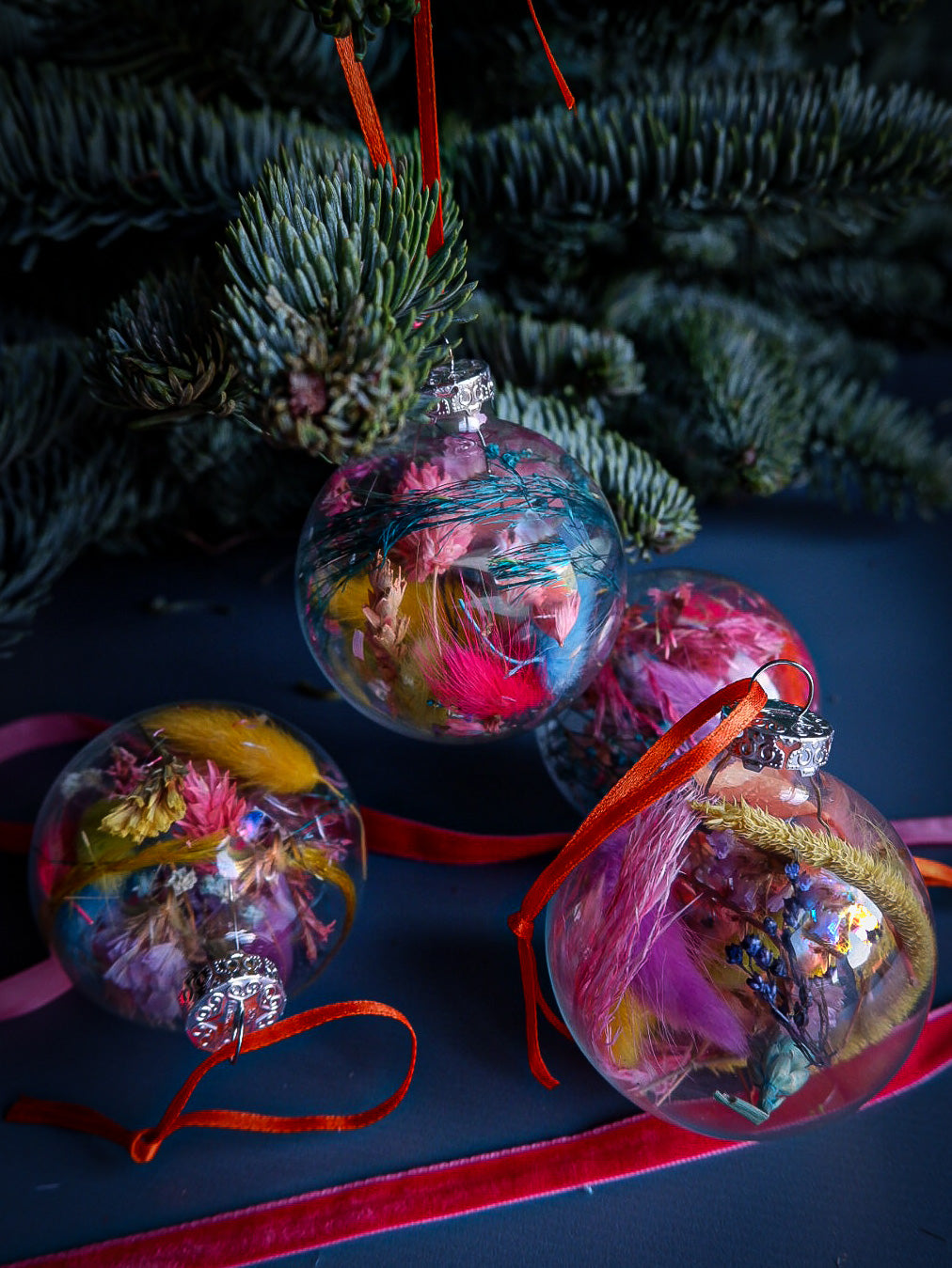 Bespoke Dried Flower Filled Baubles Set